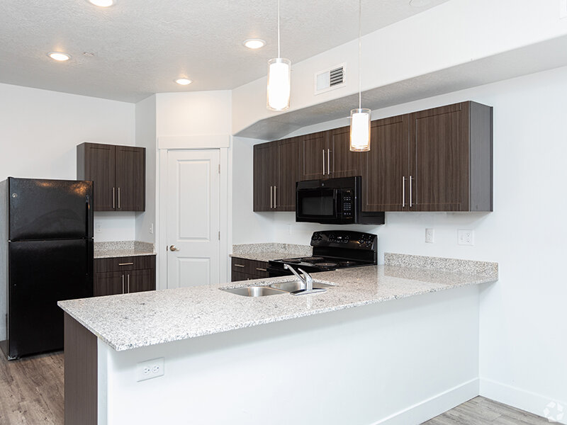 Large Kitchen | Mill  Point