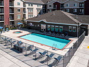 Large Pool | Mill  Point