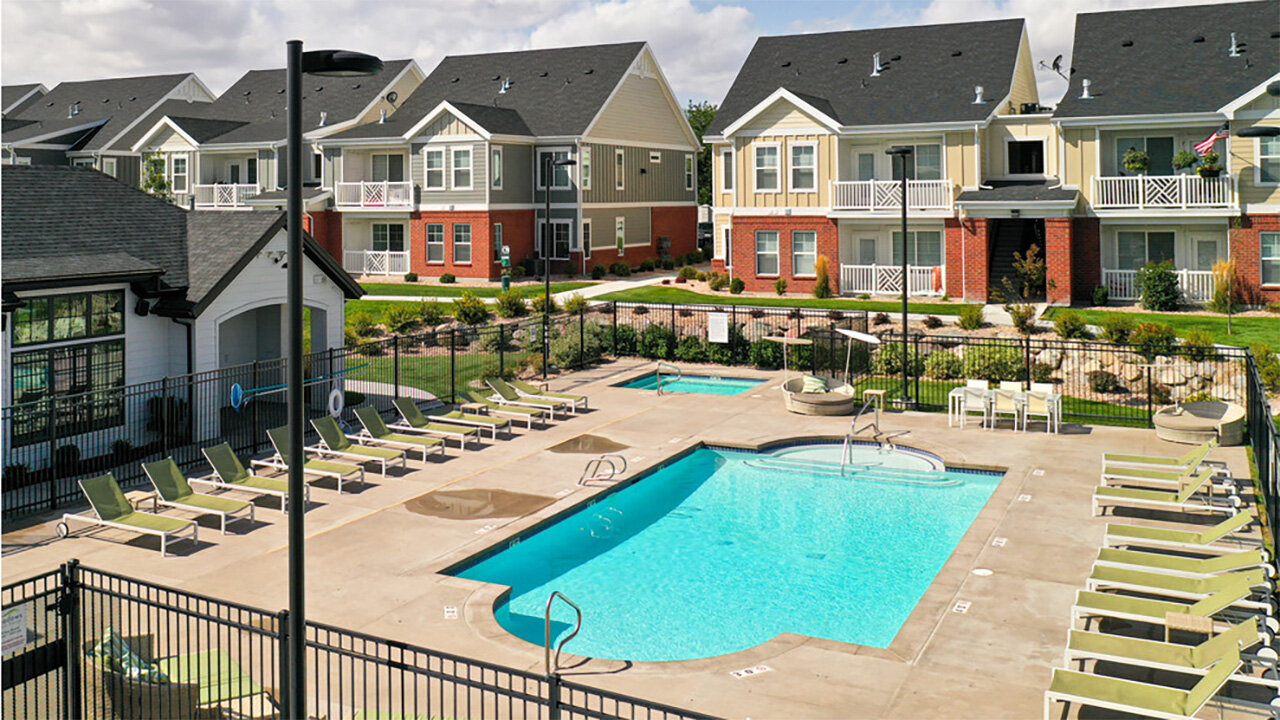 Meadows at Park Avenue Apartments Neighborhood