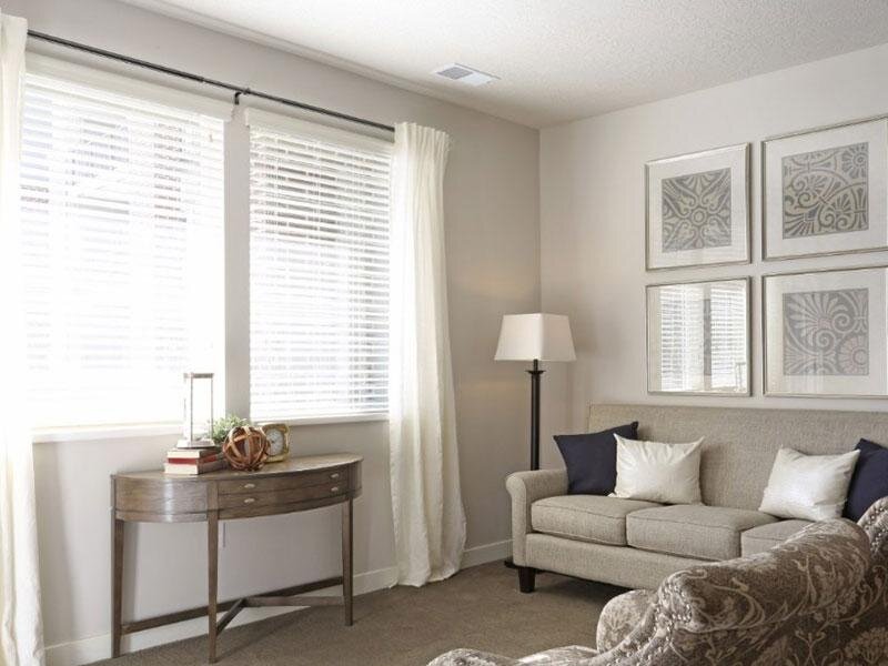 Living Room | Grovecrest Villas Apartments