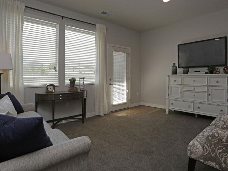 Front Room | Grovecrest Villas Apts in Pleasant Grove, UT