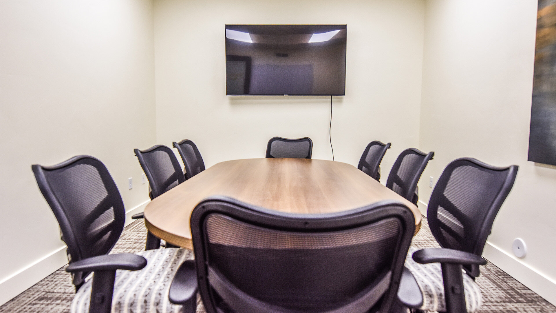 Grovecrest Center Office Suites Amenities