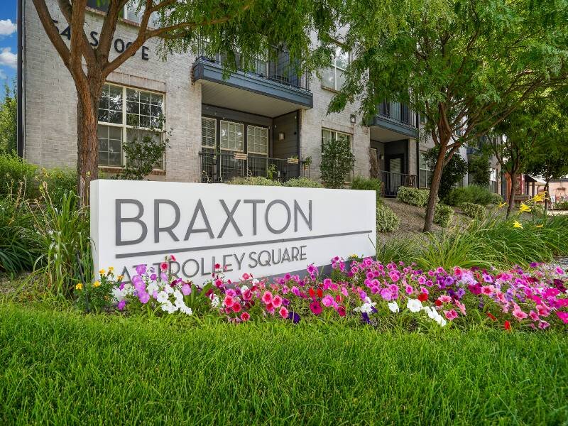 Monument Sign | Braxton at Trolley Square