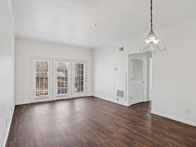 Spacious Room | Braxton at Trolley Square