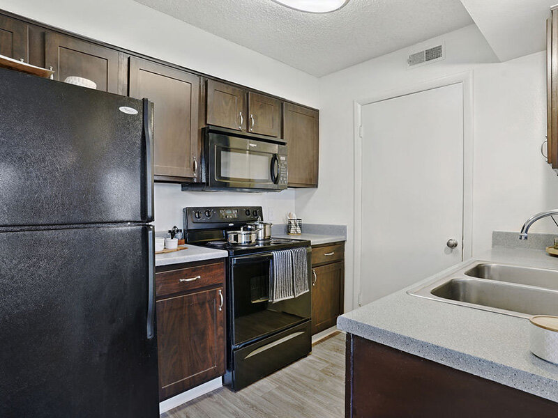 Kitchen Appliances | The Village at Raintree