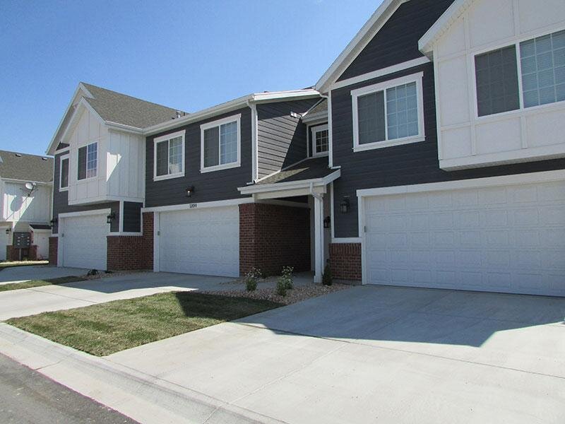 Garages | Apartments in Draper, UT