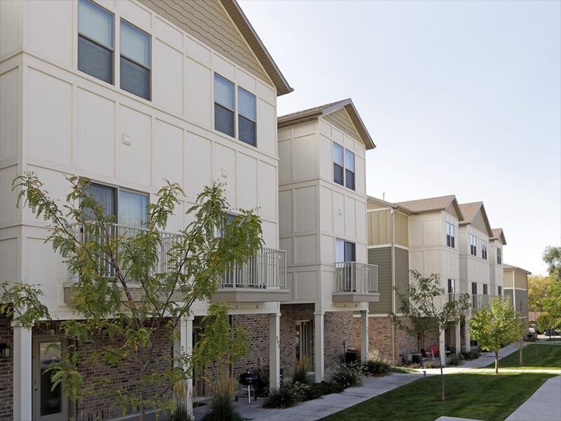 Apartment Exterior | Bella Grace