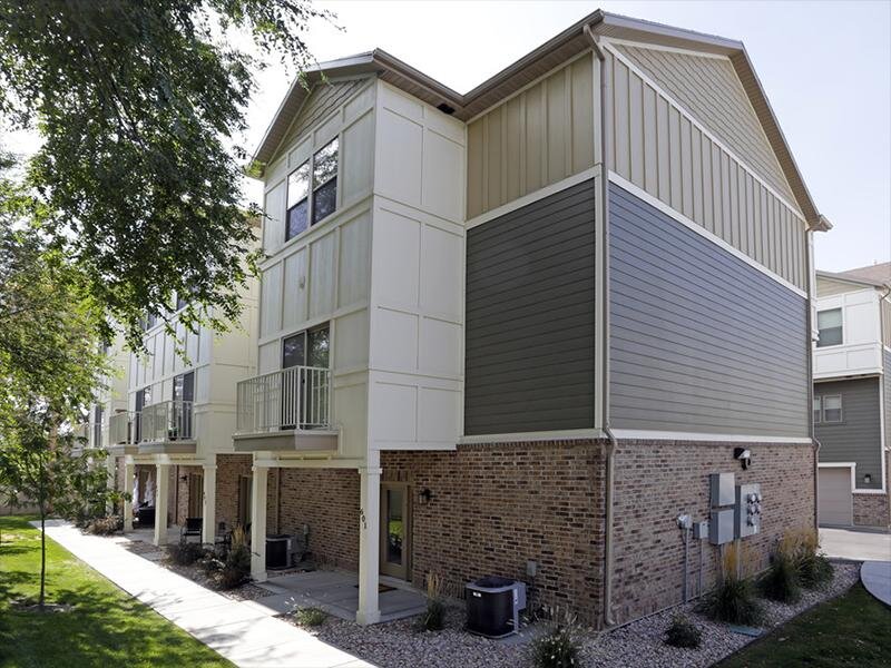 Exterior | Bella Grace