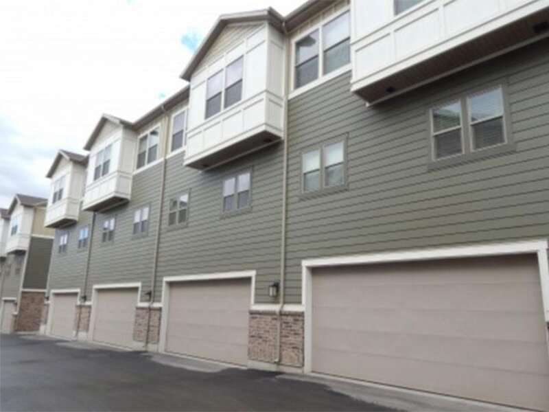 Garages | Bella Grace Apartments in Pleasant Grove, UT
