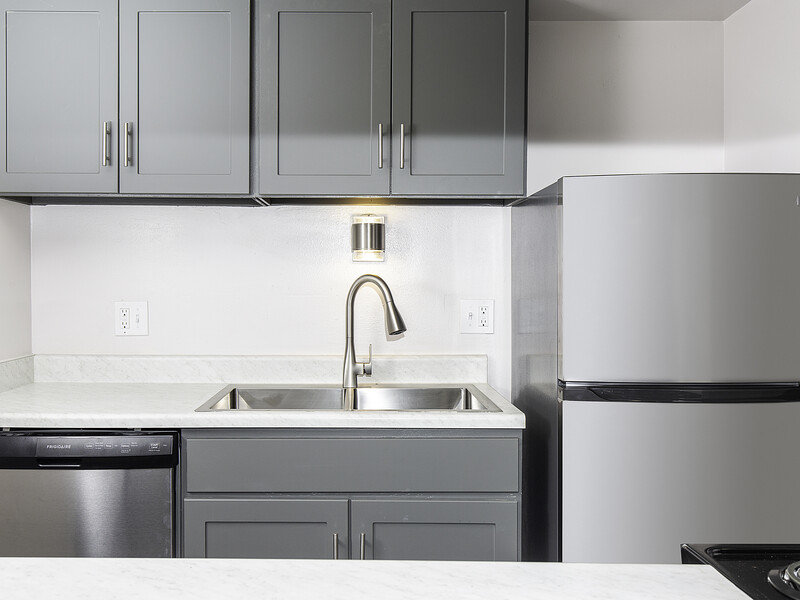 Stainless Steel Appliances | The Brittany Apartments