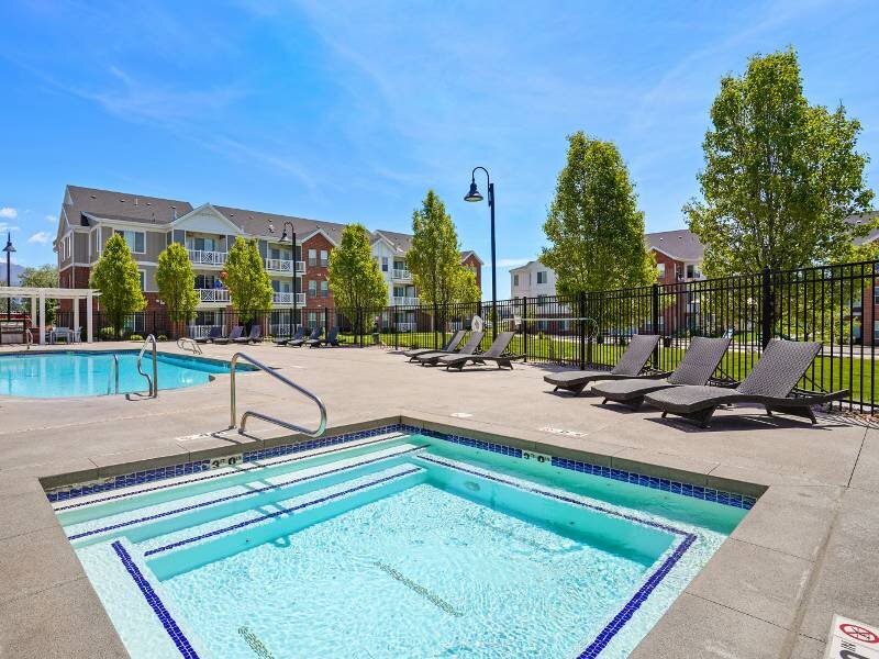 Hot Tub | Meadows at American Fork