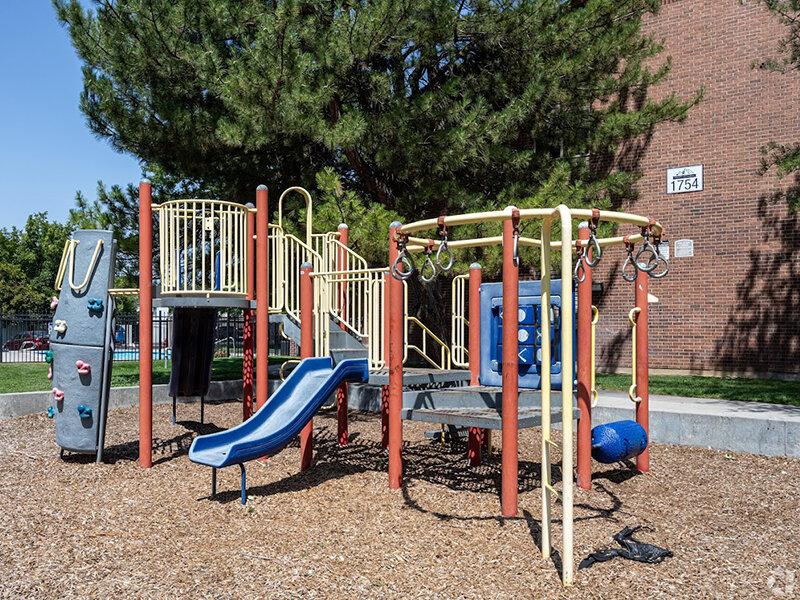 Playground | Cambridge Cove
