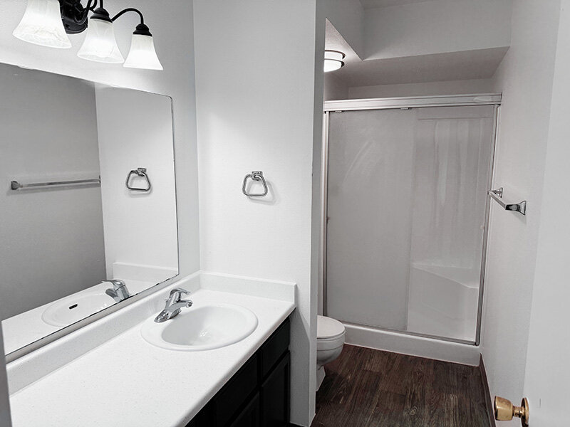 Primary Bathroom | Cambridge Cove