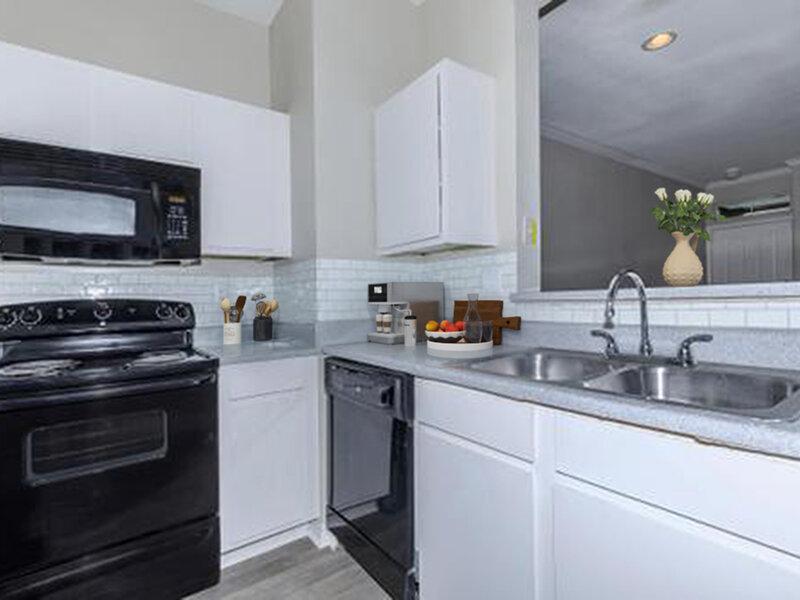 Fully Equipped Kitchen | Summit of Benavides Park Apartments