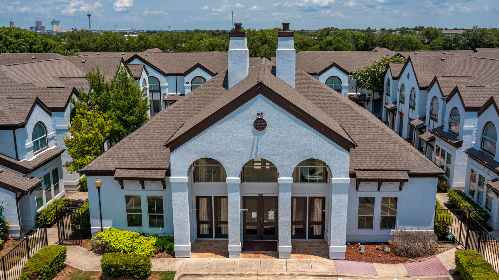 Summit at Benavides Park Apartments in San Antonio, TX