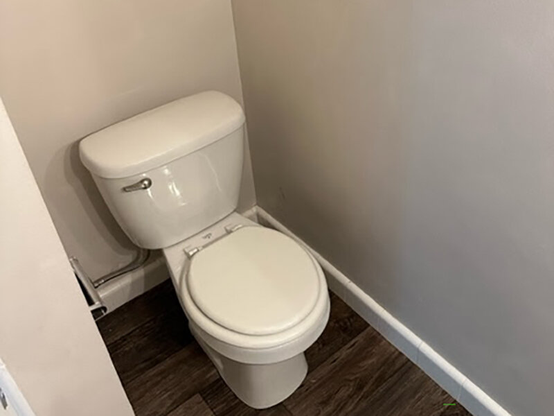 Spacious Bathroom | Ben Albert