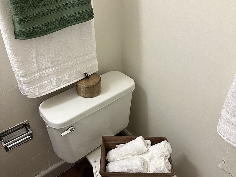 Interior Bathroom | Ben Albert