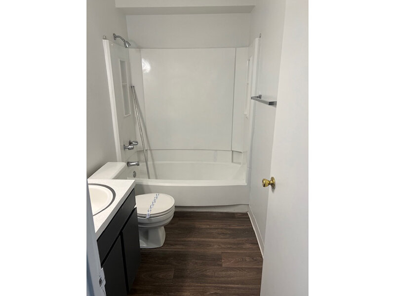 Bathroom | Canterbury Apartments