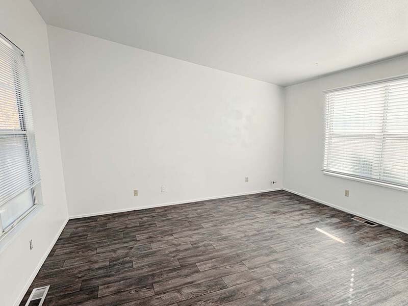 Front Room | Pacific Avenue & Pacific Heights Apartments