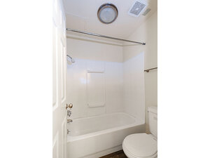 Bathroom | Tuscany Cove