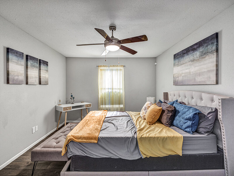 Large Bedroom | Cabrillo