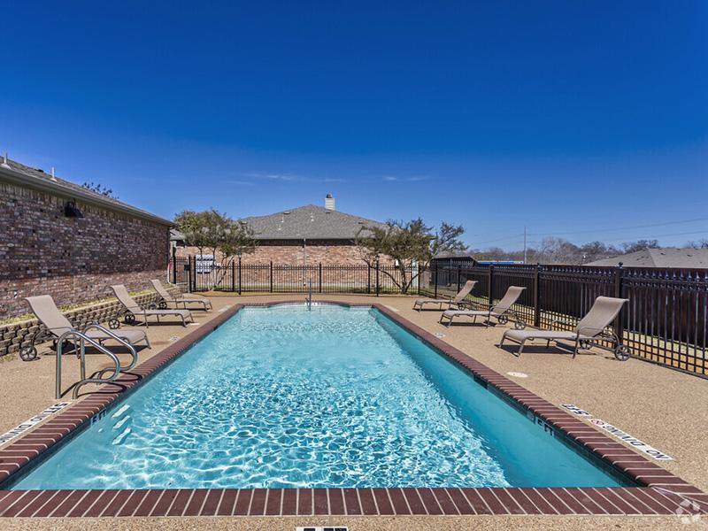 Swimming Pool | Shiloh Park Apartments in Plano, TX