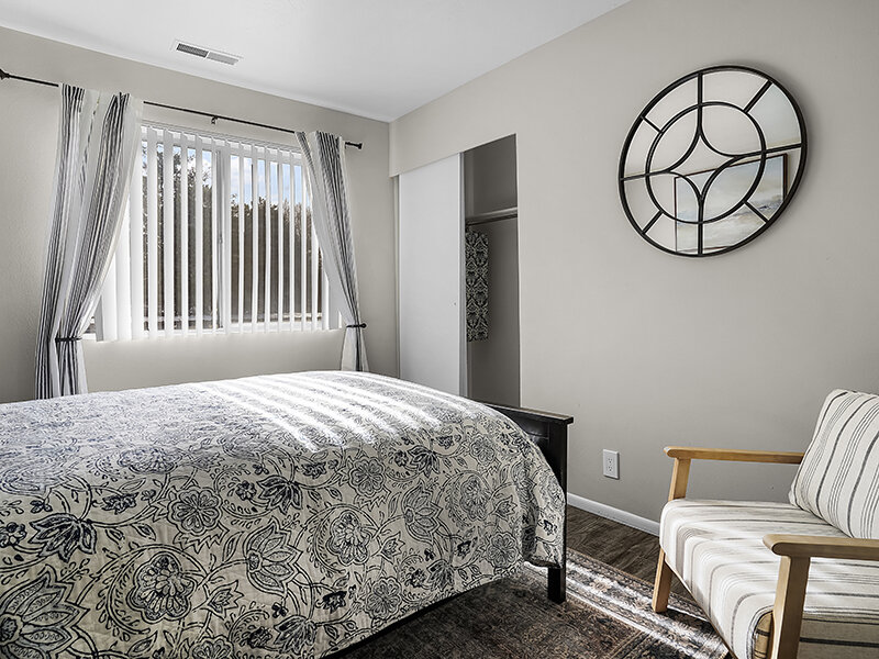 Model Bedroom | Mountain Shadows Apartments