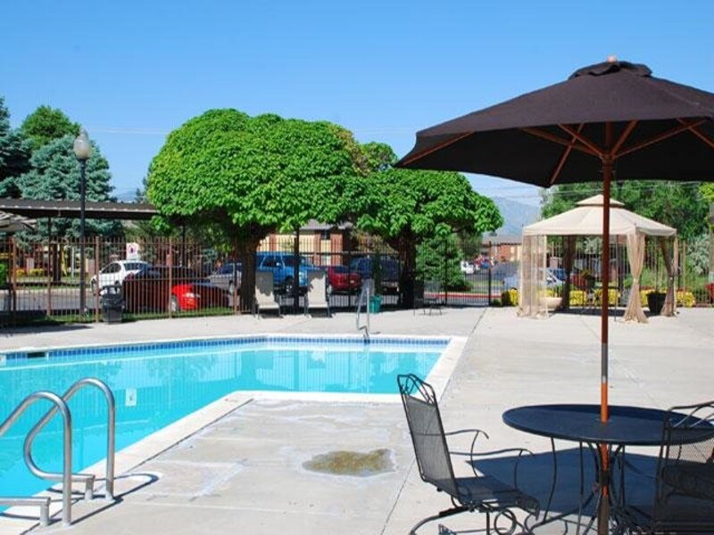 Swimming Pool | Mountain Shadows