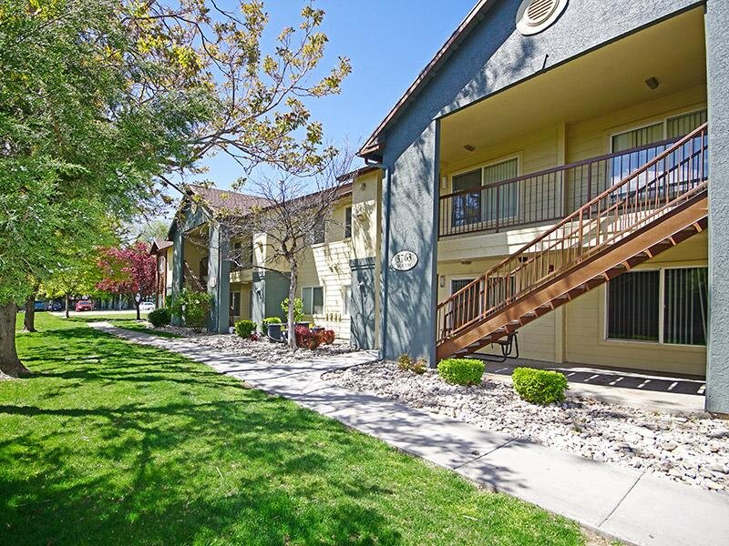 Building Exterior | Mountain Shadows Apartments in Salt Lake City, UT