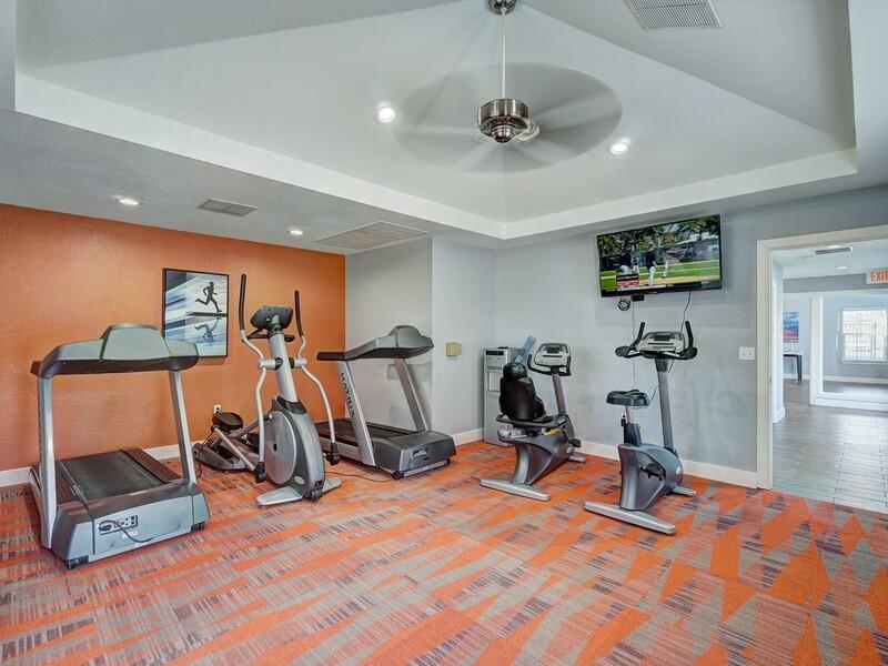 Fitness Center | The Heights at Battle Creek Apartments