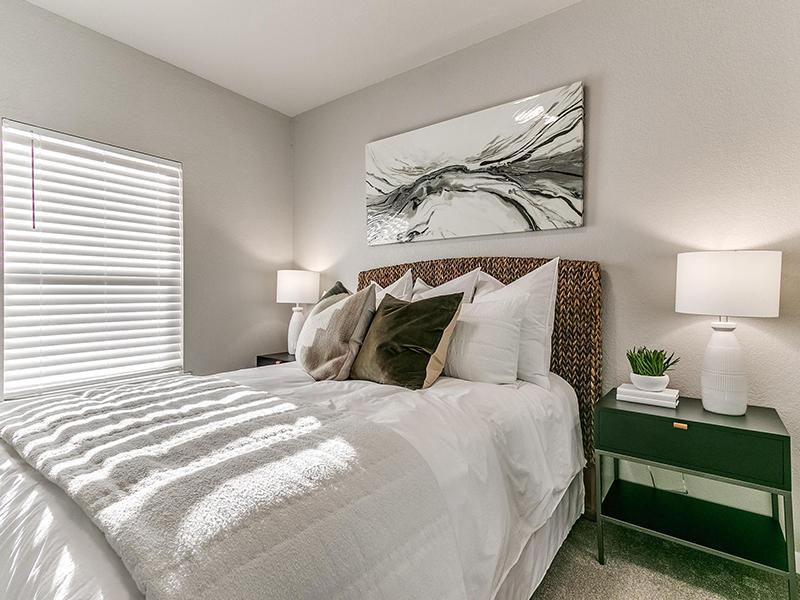 Bedroom | The Heights at Battle Creek Apartments