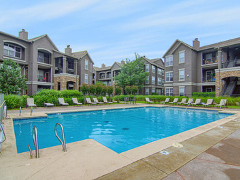 Swimming Pool | Vantage on Yale Apartments in Tulsa, OK