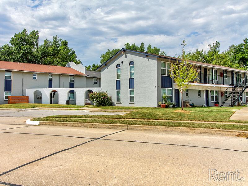 Street View | Norman Creek Apartments in Norman, OK