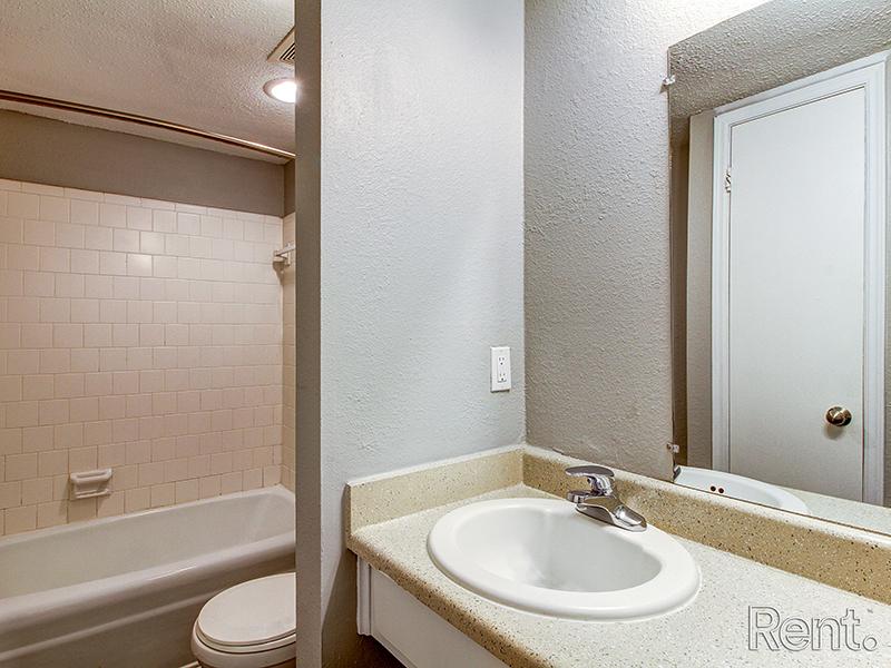Bathroom | Norman Creek Apartments in Norman, OK