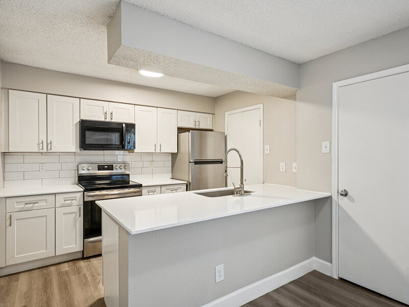 Kitchen | Villas on Rosemeade East