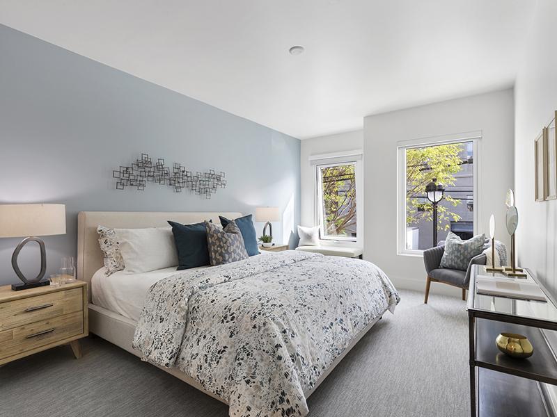 Carpeted Bedroom | 950 Tennessee Apartments in San Francisco