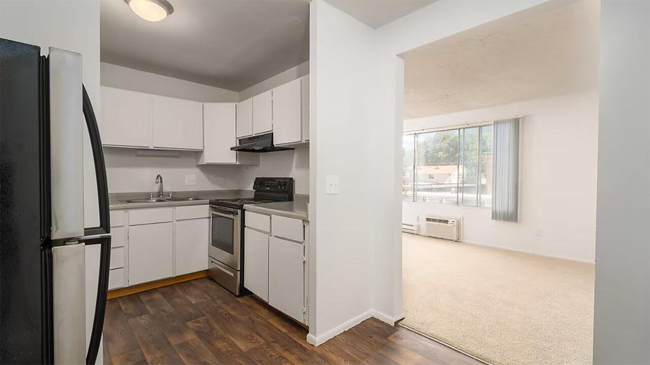 The Azlee Apartments Neighborhood