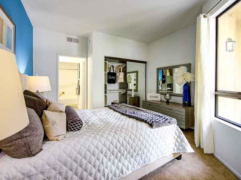 Master Bedroom | Elevate Long Beach Apartments