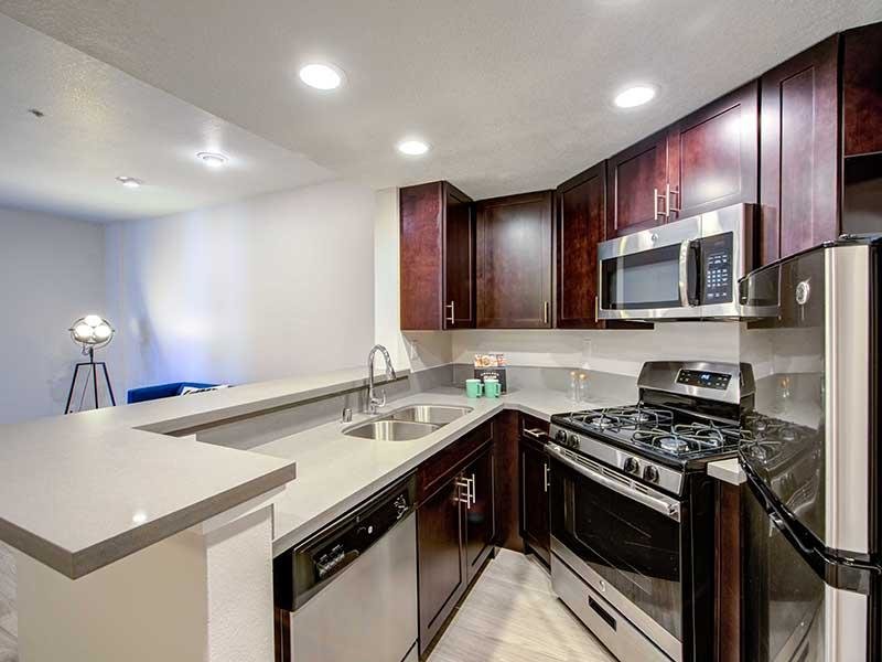 Fully Equipped Kitchen | Elevate Long Beach Apartments