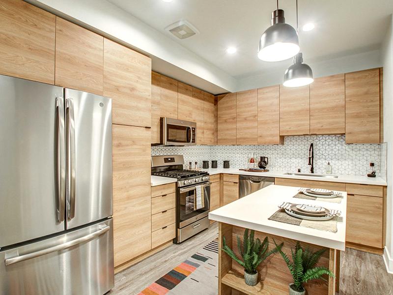 Kitchen | The Oasis Apartments in Anaheim