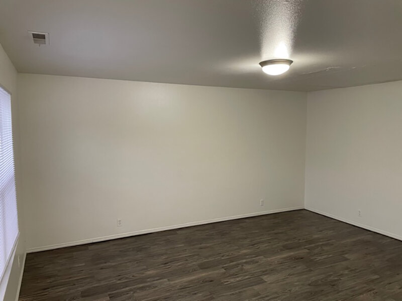 Bedroom with Ceiling Light | Mulberry Park