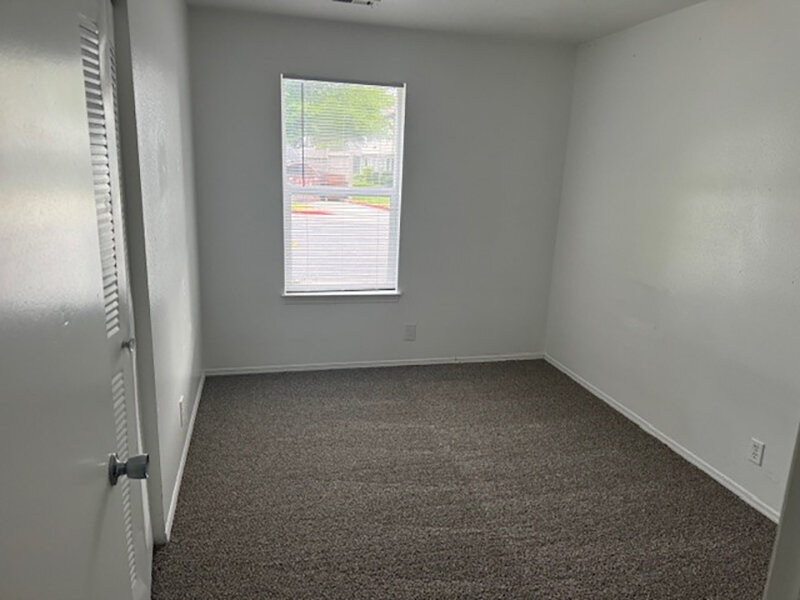 Bedroom with Carpet and Bedroom Window | Mulberry Park