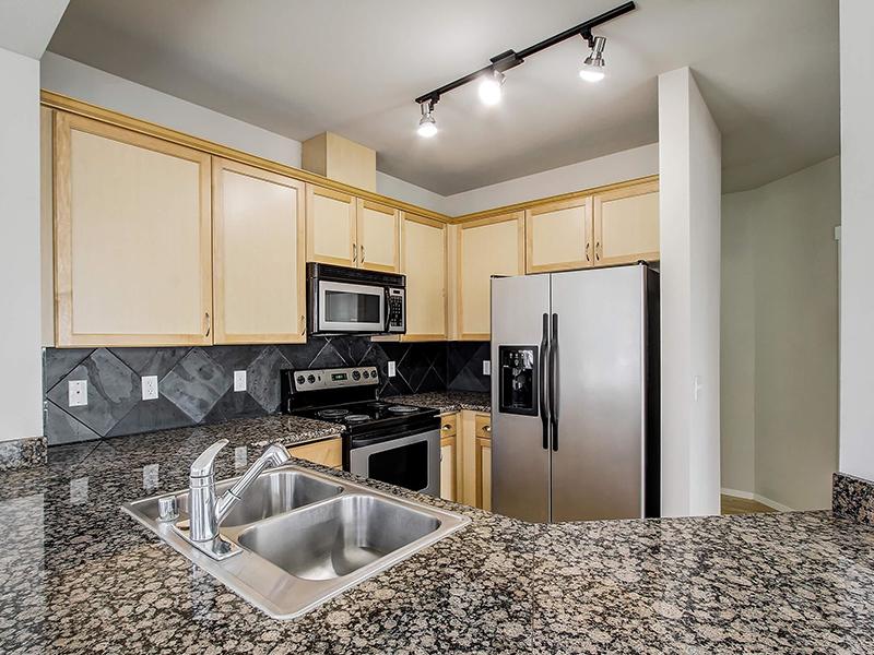 Fully Equipped Kitchen | Delano Apartments in Redmond, WA