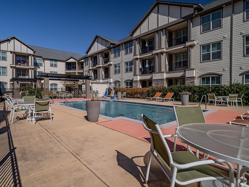 Pool | El Sereno Senior Living