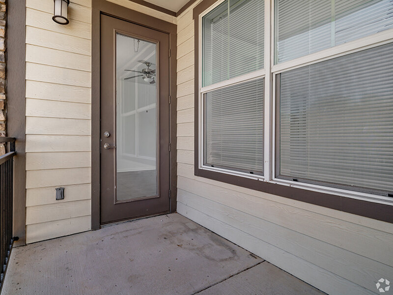 Patio | El Sereno Senior Living