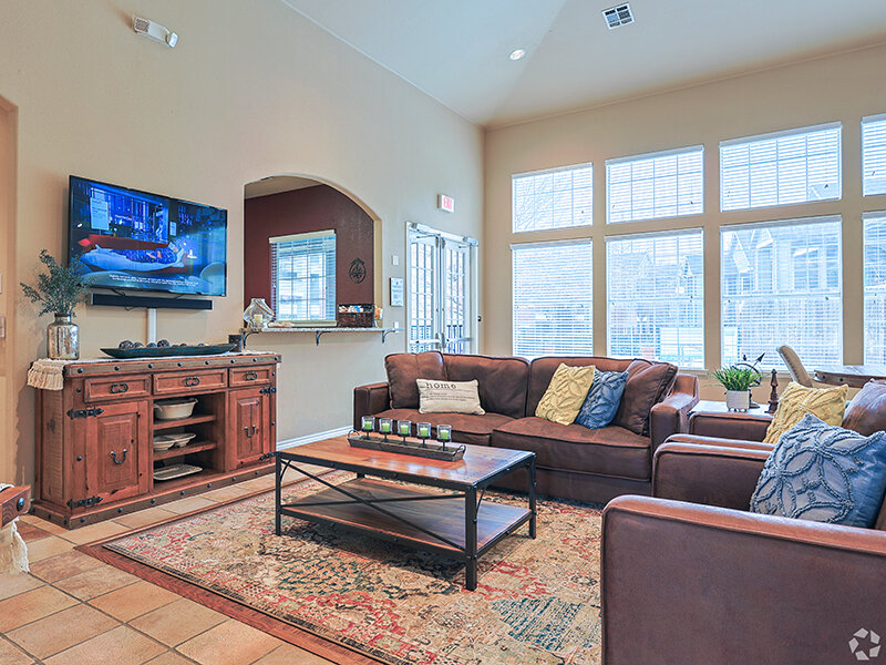 Exterior Area | Oaks at Georgetown
