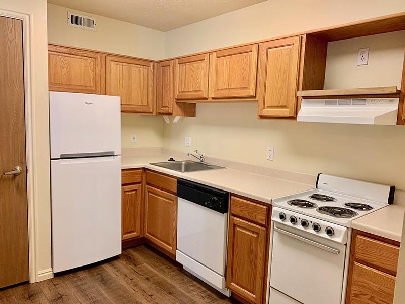 Fully Equipped Kitchen | Riley Court Apartments