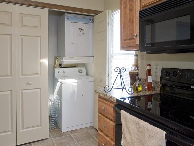 Washer and Dryer | Pinegate Apartments