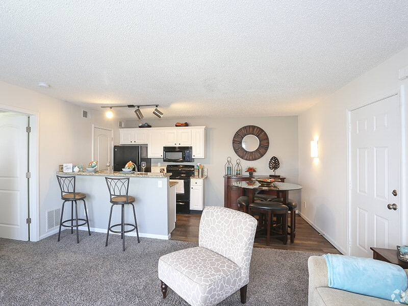 Spacious Kitchen | Pinegate