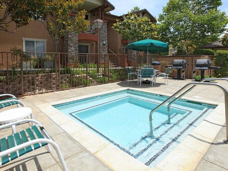 Hot Tub and Grill Area | Harmony Terrace